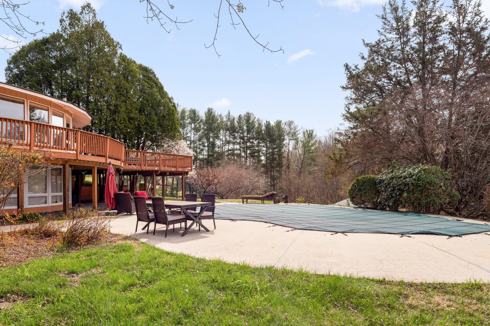 10803 Crest Hill Road, Marshall, VA, 20115 - 物件實景