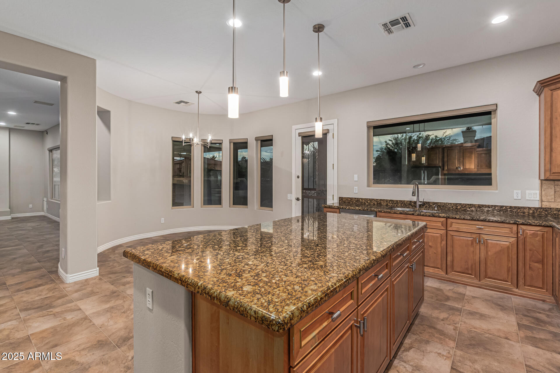 Sun City West, Arizona, 85375, United States, 2 Bedrooms Bedrooms, ,3 BathroomsBathrooms,Residential,For Sale,1992103