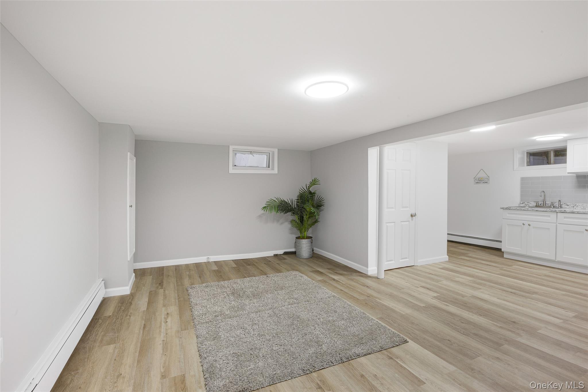 Amityville, New York, 11701, United States, 4 Bedrooms Bedrooms, ,2 BathroomsBathrooms,Residential,For Sale,2001816