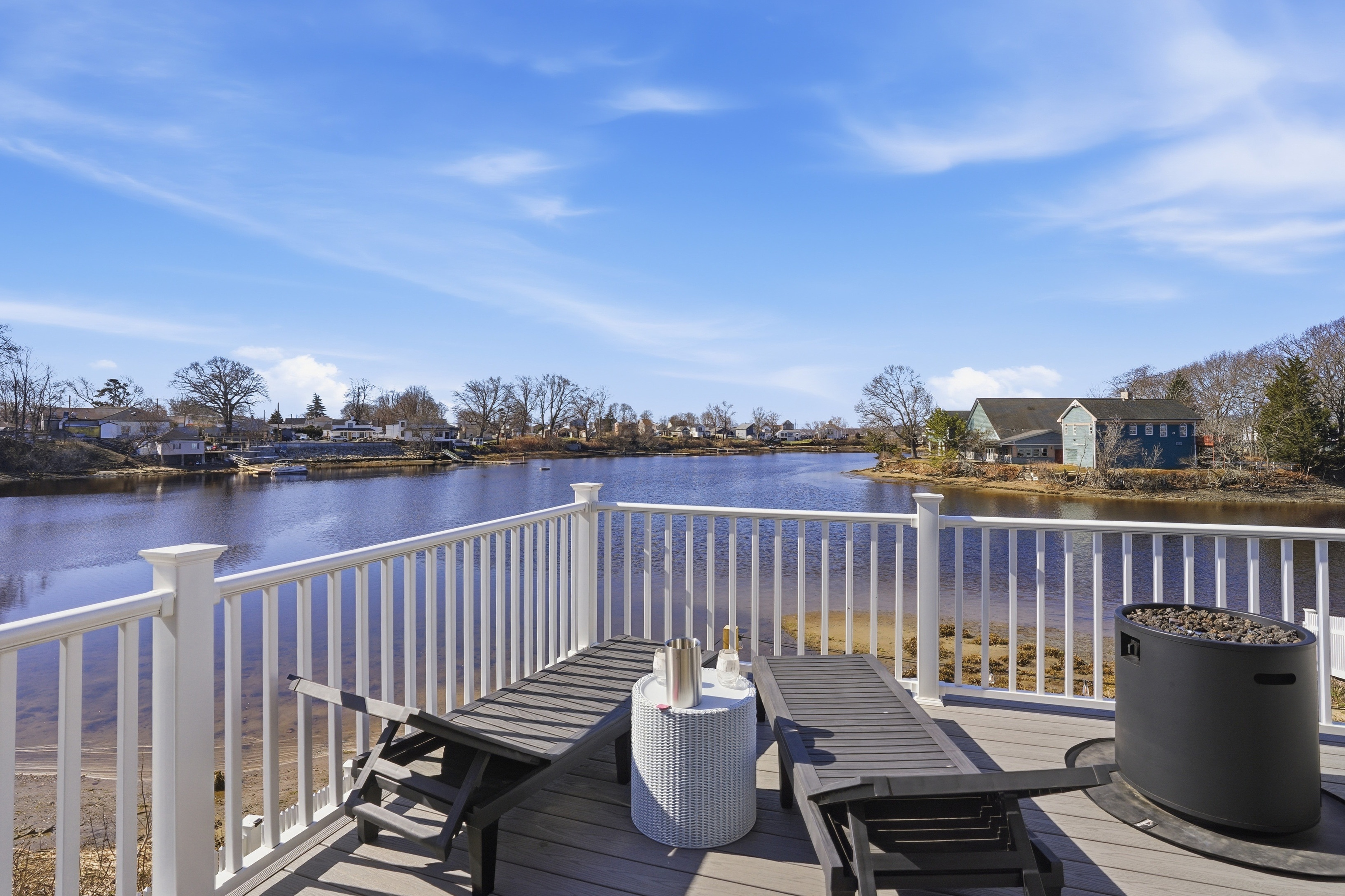  86 Ocean View Avenue, Swansea, MA, 02777 - 物件實景