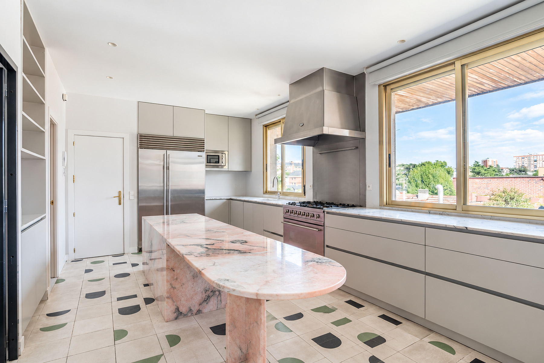  Luxury duplex renovated in El Viso with interiors by Pappas Miron. - 物件實景