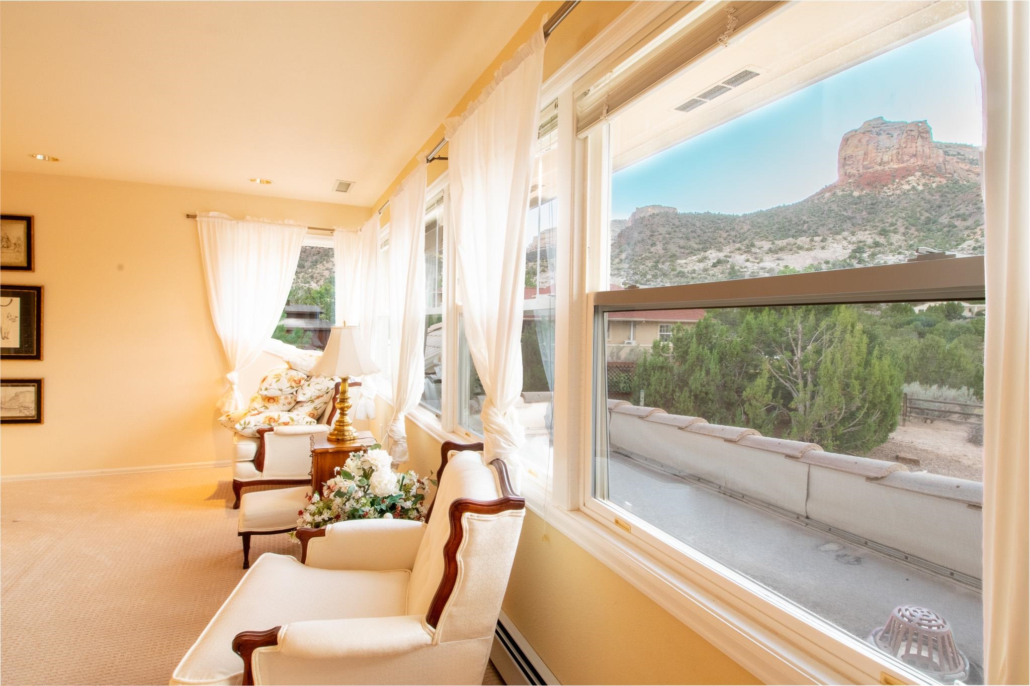 Grand Junction, Colorado, 81507, United States, 5 Bedrooms Bedrooms, ,3 BathroomsBathrooms,Residential,For Sale,1989085