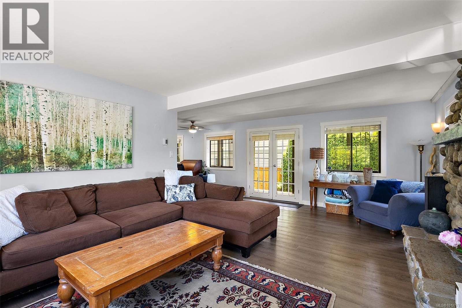 VIEW ROYAL, British Columbia, V9B 6N7, CA, 5 Bedrooms Bedrooms, ,3 BathroomsBathrooms,Residential,For Sale,1951757