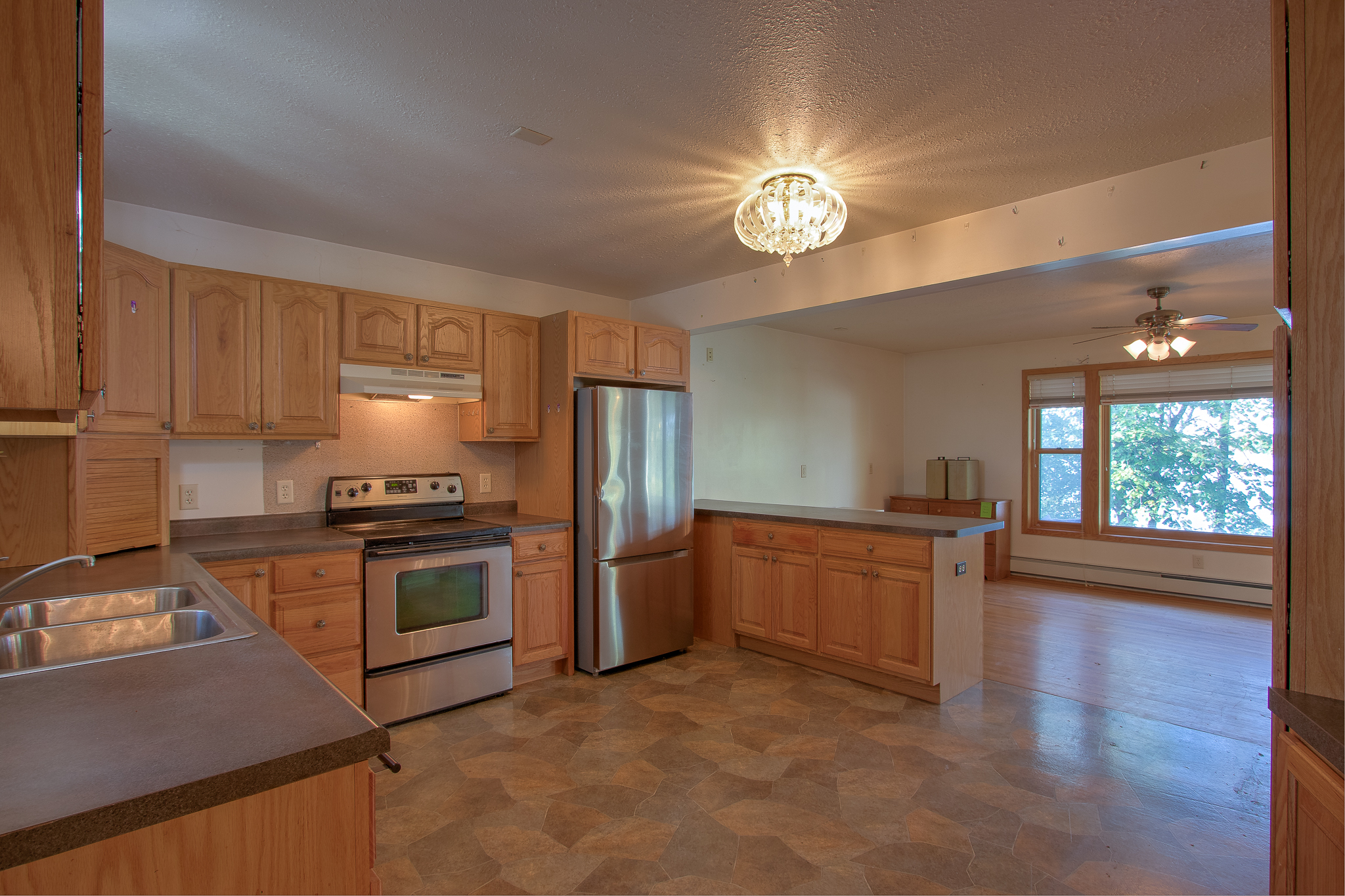 Mora, Minnesota, 55051, United States, 3 Bedrooms Bedrooms, ,3 BathroomsBathrooms,Residential,For Sale,1981190