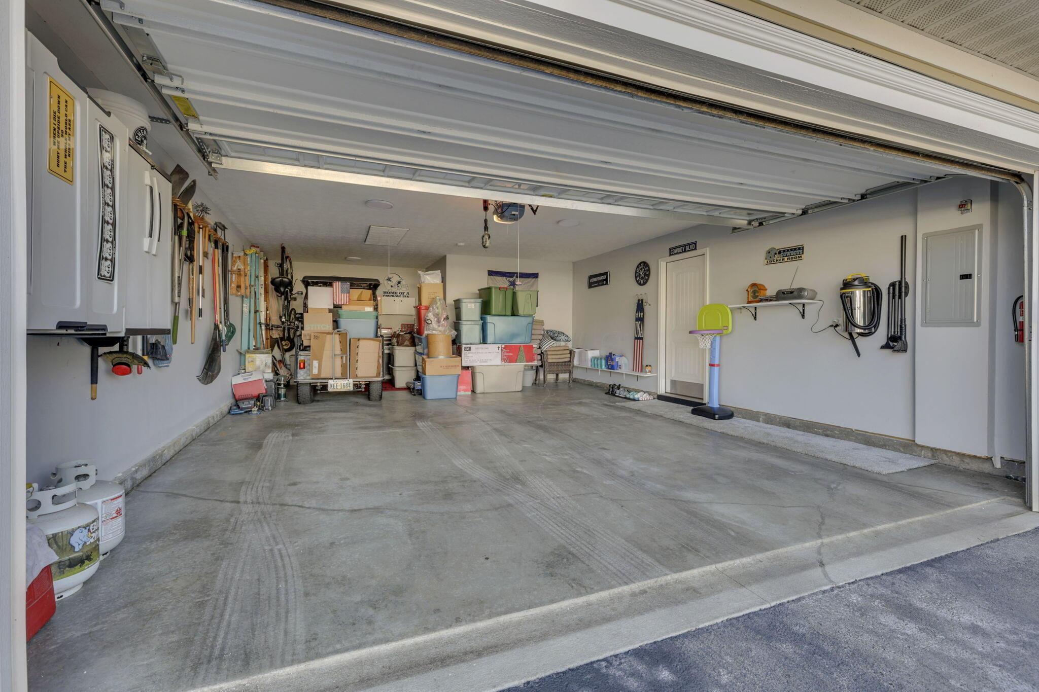 Hebron, Ohio, 43025, United States, 2 Bedrooms Bedrooms, ,2 BathroomsBathrooms,Residential,For Sale,2006107