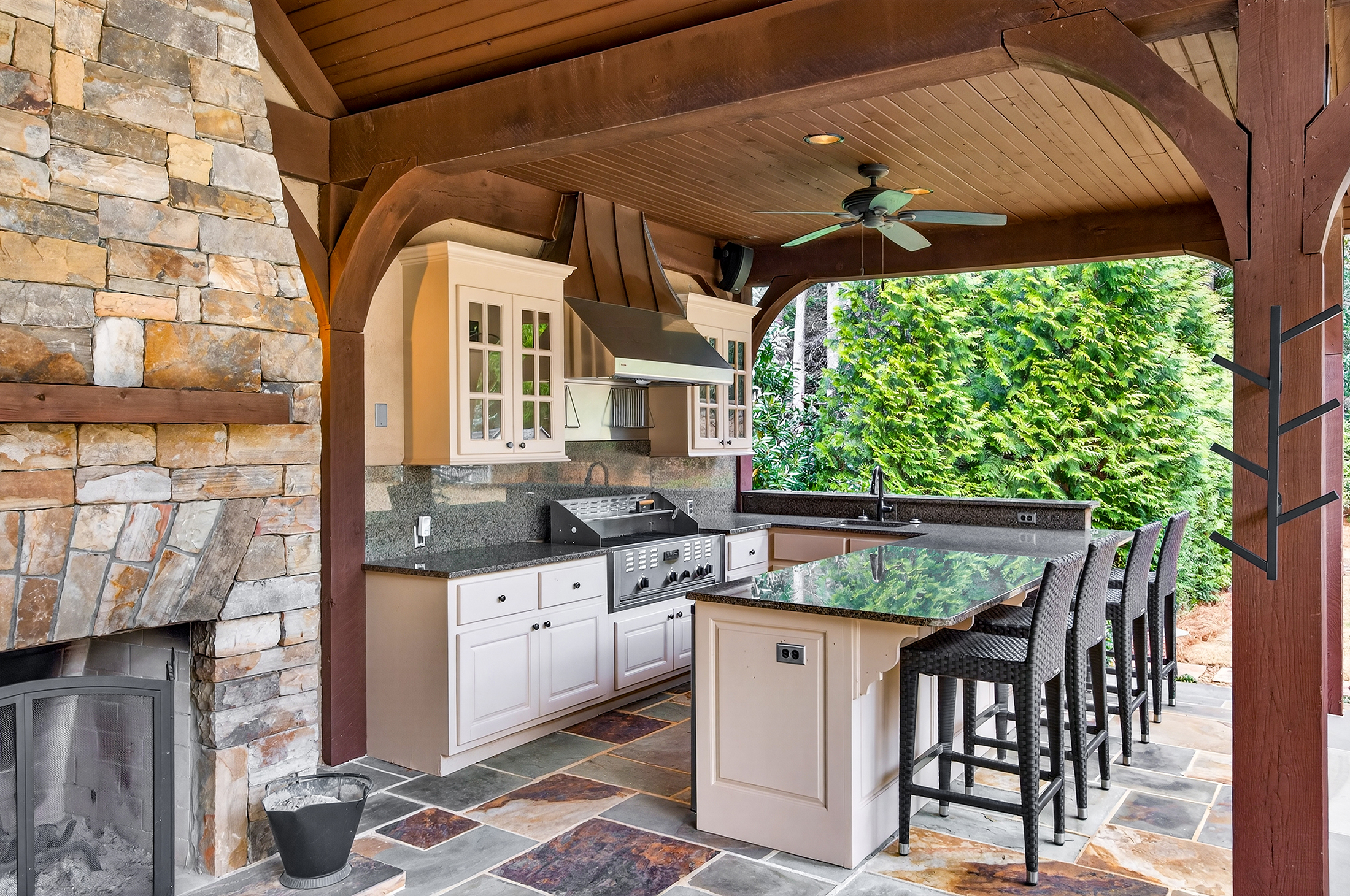 Private European Retreat, Moments from Atlanta Country Club - 物件實景