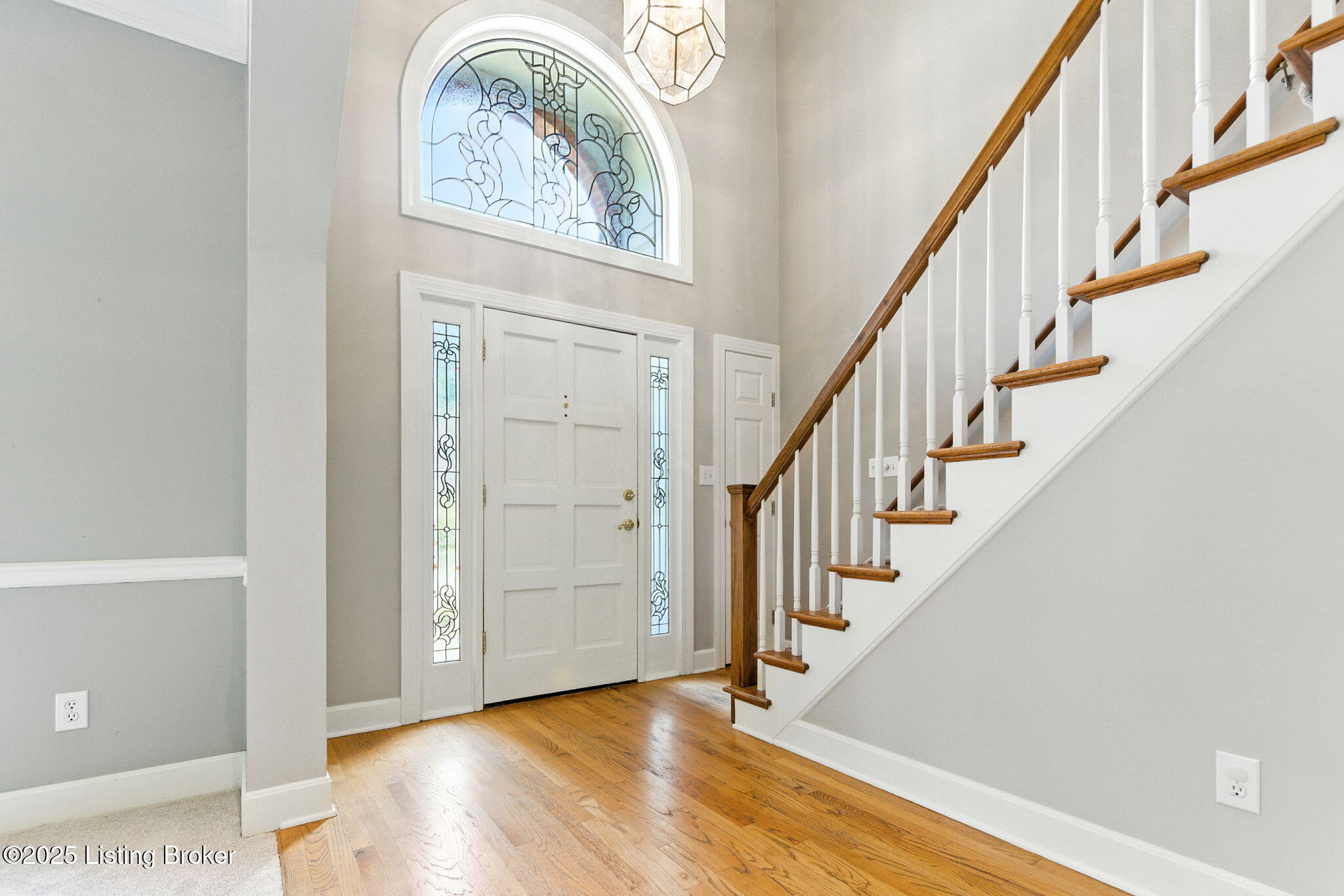 Prospect, Kentucky, 40059, United States, 4 Bedrooms Bedrooms, ,4 BathroomsBathrooms,Residential,For Sale,1941807