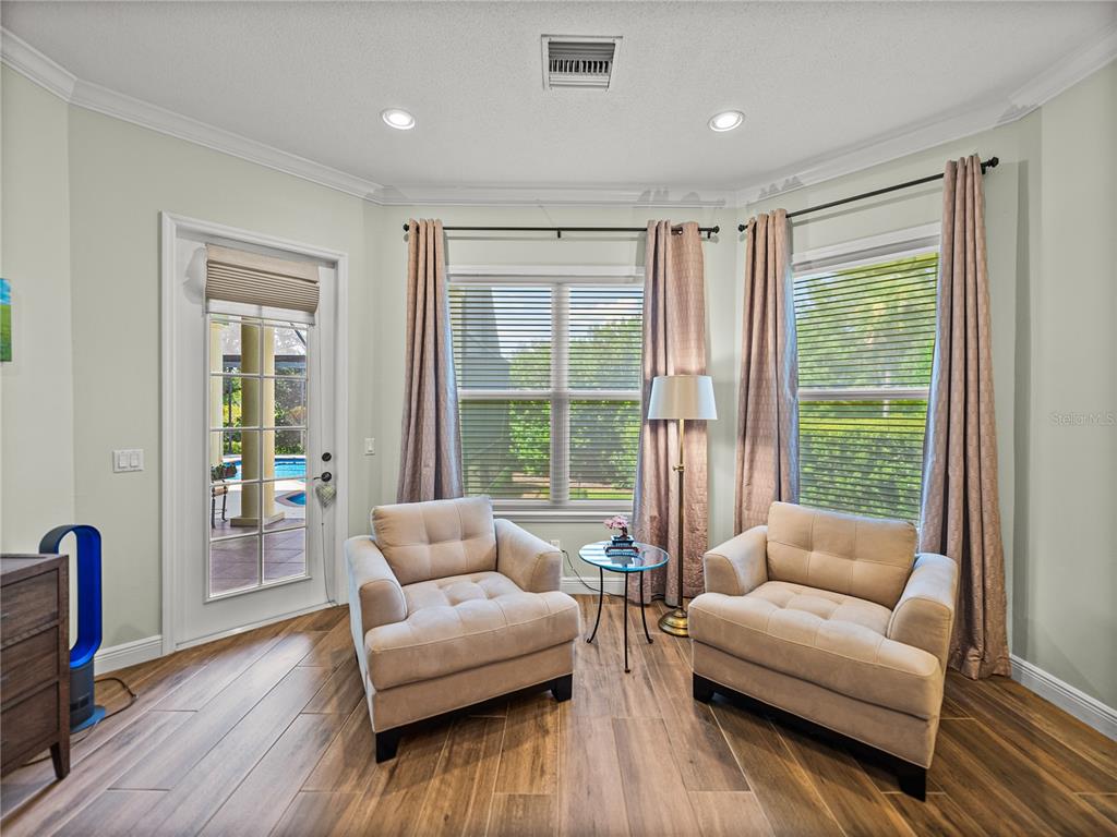 Winter Haven, Florida, 33884, United States, 4 Bedrooms Bedrooms, ,4 BathroomsBathrooms,Residential,For Sale,1934531