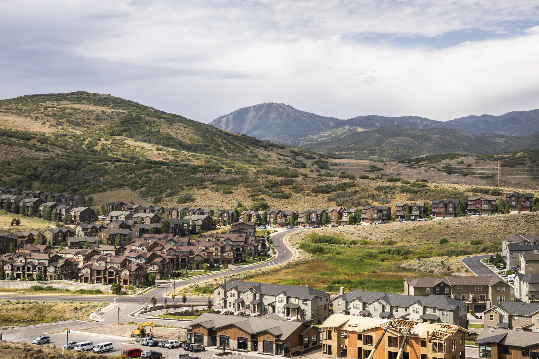  Spectacular Mountain View’s from Top Floor Residence - 物件實景
