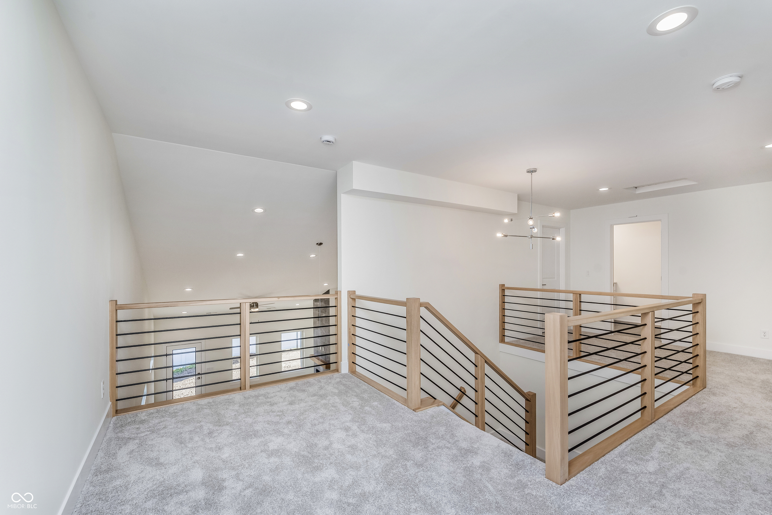 Noblesville, Indiana, 46062, United States, 3 Bedrooms Bedrooms, ,3 BathroomsBathrooms,Residential,For Sale,1881140