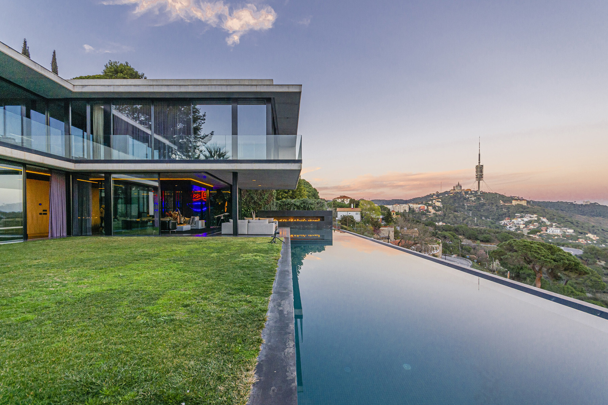  Hollywood? mansion with Barcelona at its feet - 物件實景