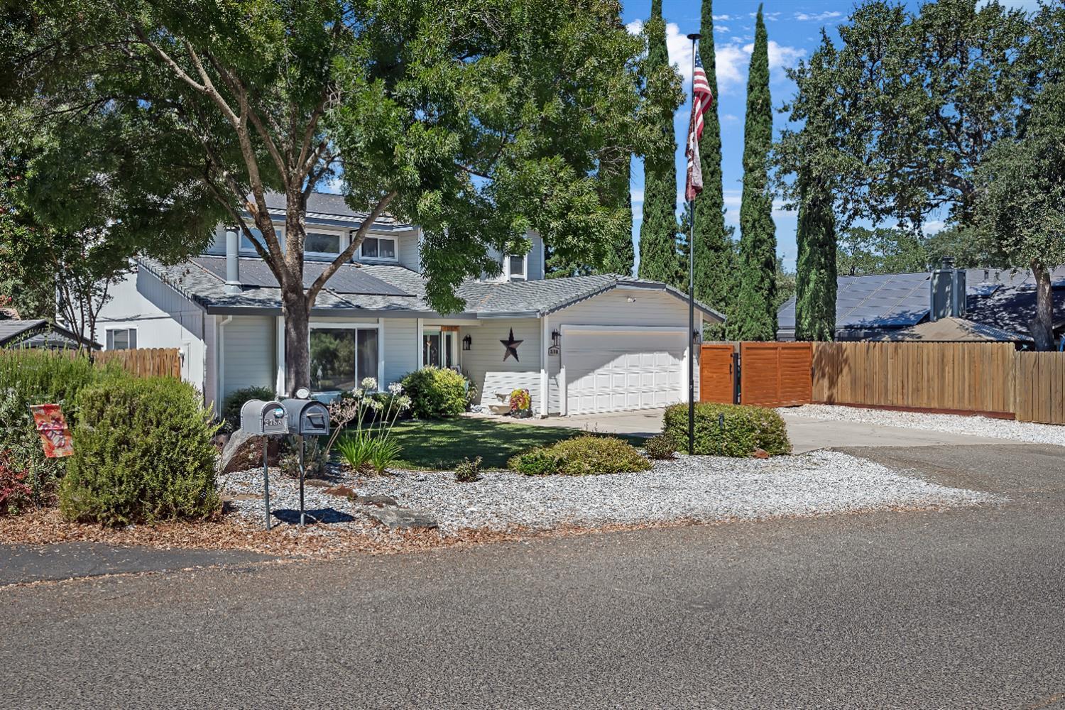 Cameron Park, California, 95682, United States, 4 Bedrooms Bedrooms, ,3 BathroomsBathrooms,Residential,For Sale,1942524