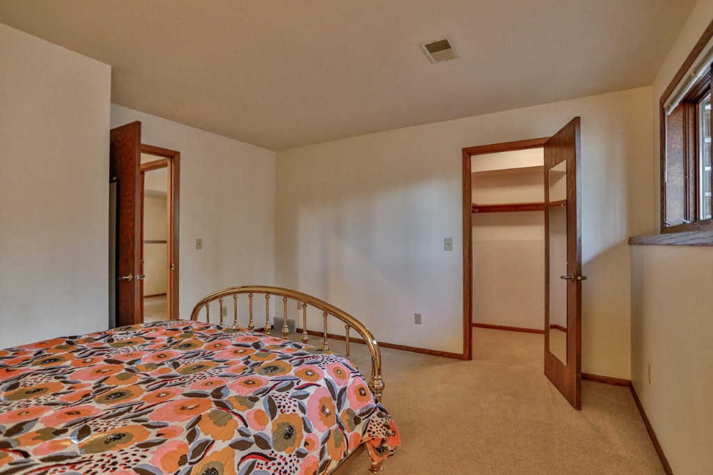 Wausau, Wisconsin, 54401, United States, 3 Bedrooms Bedrooms, ,3 BathroomsBathrooms,Residential,For Sale,1997344