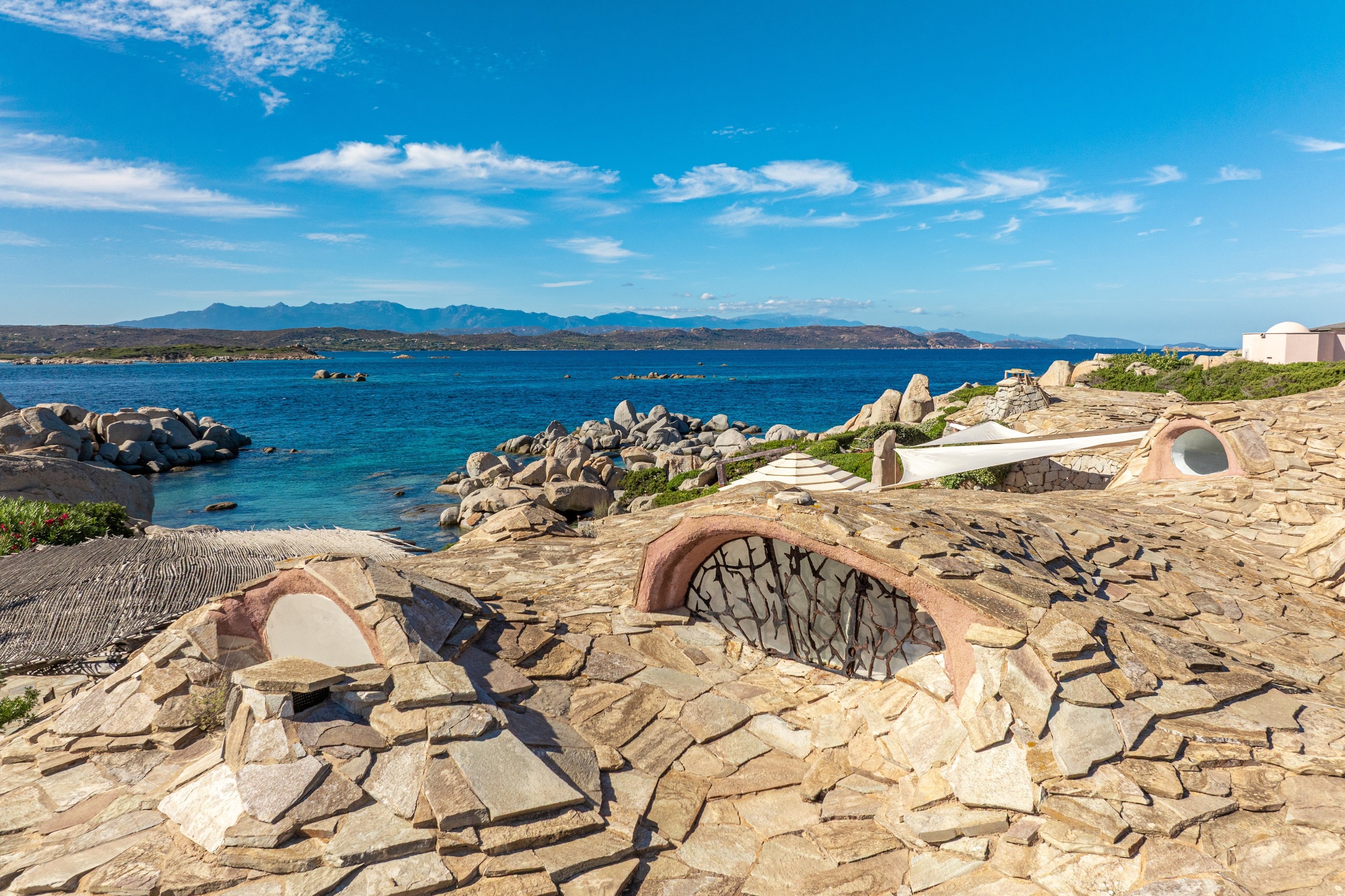  SALE : Waterfront property - Private cove - Architect Savin Couelle - Ile de Ca… - 物件實景