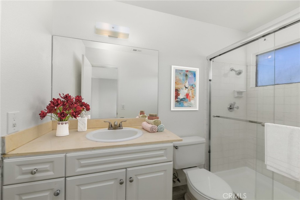 Ontario, California, 91762, United States, 4 Bedrooms Bedrooms, ,2 BathroomsBathrooms,Residential,For Sale,1930288