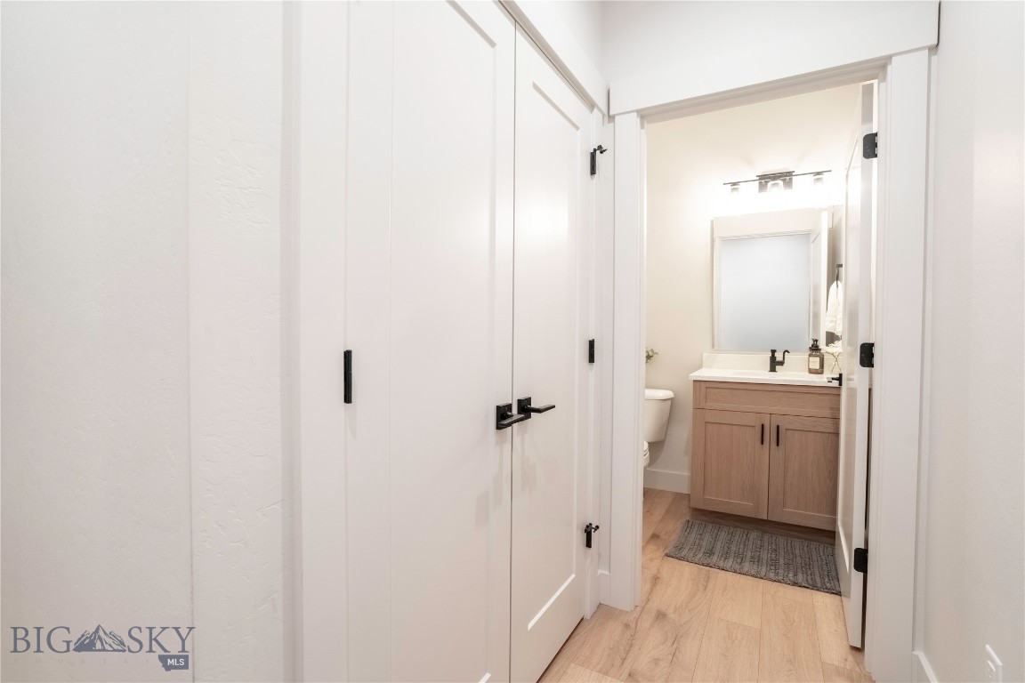 Bozeman, Montana, 59718, United States, 3 Bedrooms Bedrooms, ,2 BathroomsBathrooms,Residential,For Sale,1998833