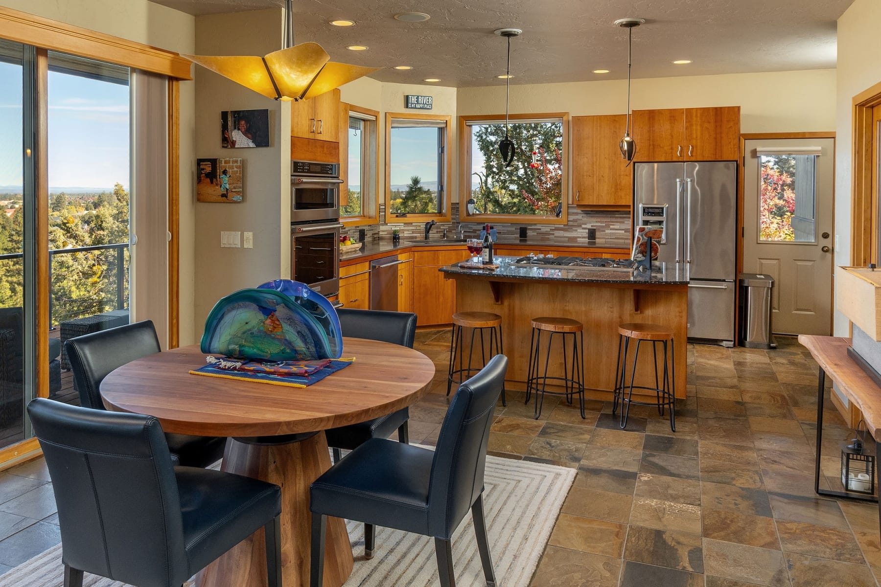  885 NW Chelsea Loop Bend, OR 97703 - 物件實景