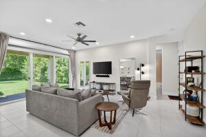 Delray Beach, Florida, 33446, United States, 4 Bedrooms Bedrooms, ,3 BathroomsBathrooms,Residential,For Sale,1984425