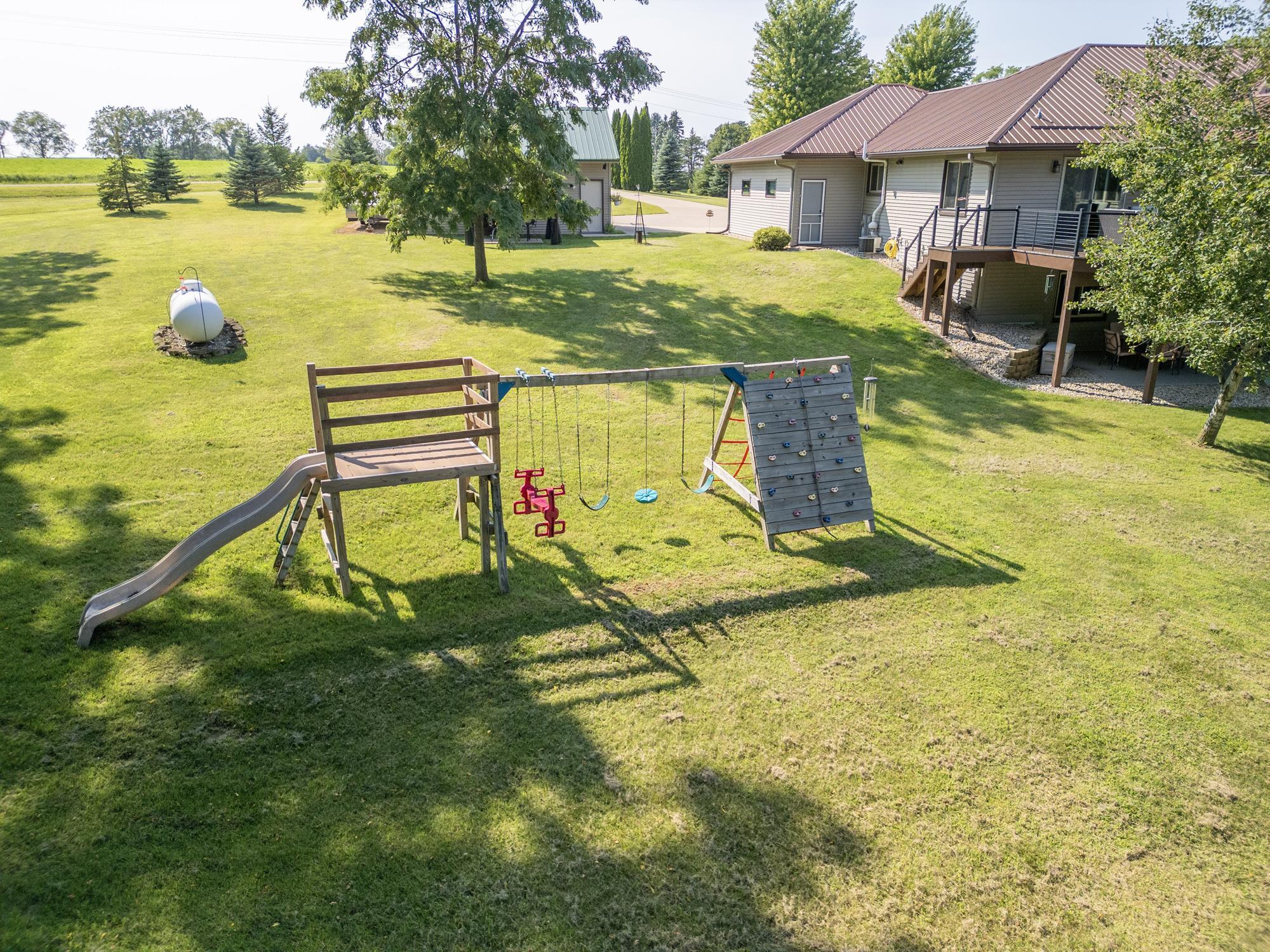Monticello, Wisconsin, 53570-9520, United States, 4 Bedrooms Bedrooms, ,3 BathroomsBathrooms,Residential,For Sale,2005674