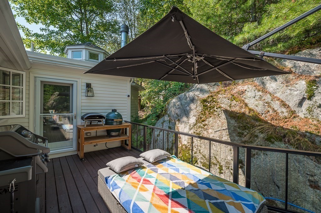 Manchester, Massachusetts, 01944, United States, 4 Bedrooms Bedrooms, ,3 BathroomsBathrooms,Residential,For Sale,1938822