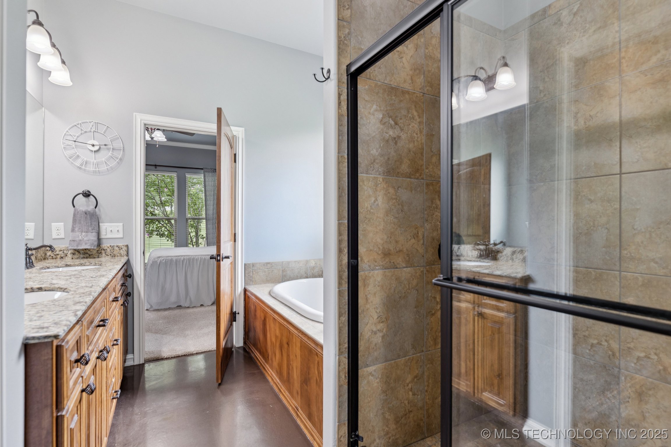 Sapulpa, Oklahoma, 74066, United States, 4 Bedrooms Bedrooms, ,4 BathroomsBathrooms,Residential,For Sale,1940003