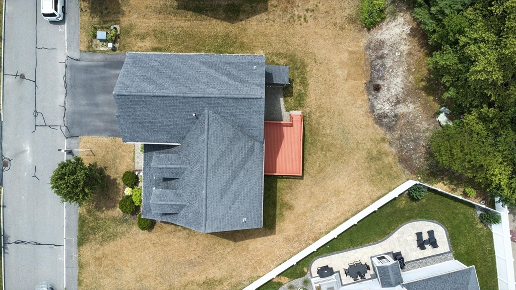 Rockland, Massachusetts, 02370, United States, 4 Bedrooms Bedrooms, ,3 BathroomsBathrooms,Residential,For Sale,1898711