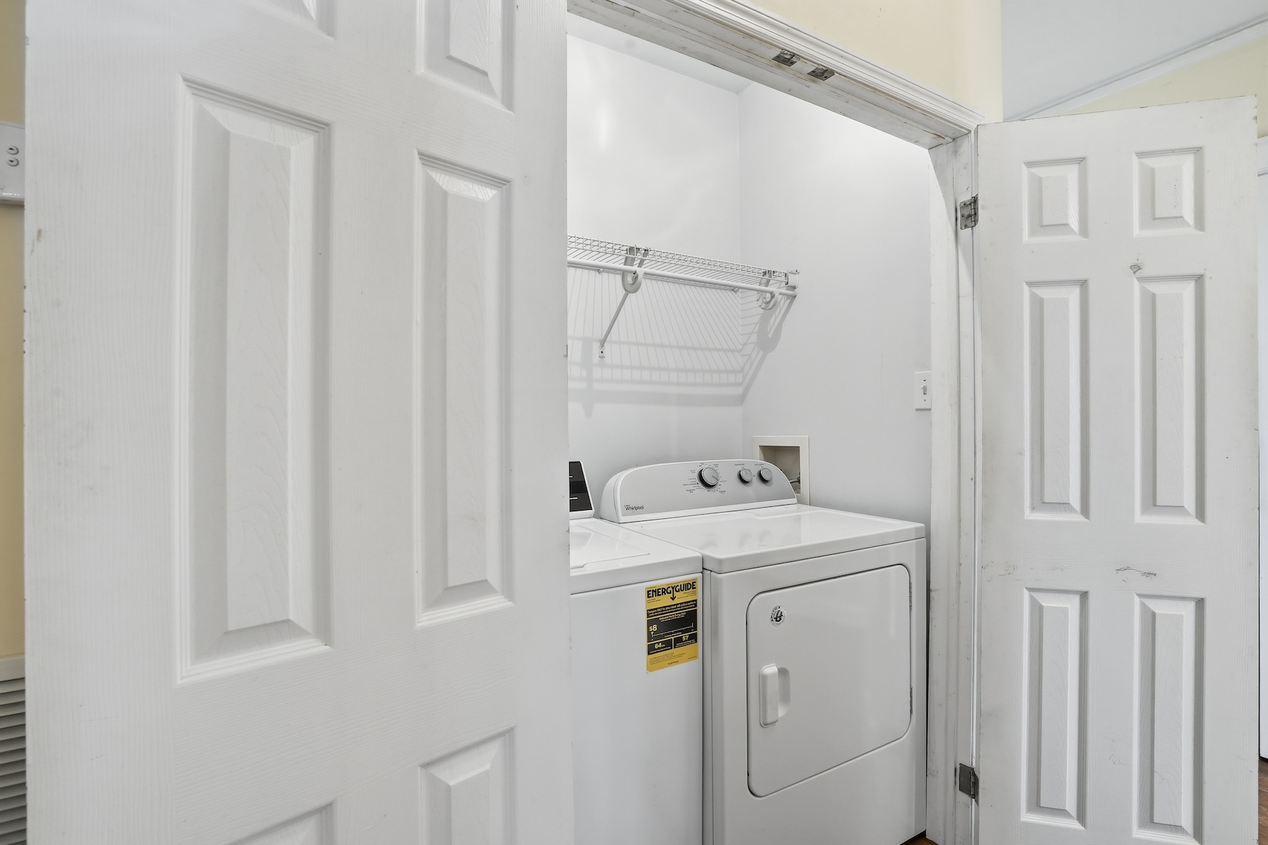  Charming Brick Bungalow in Ardsley Park with Modern Updates - 物件實景