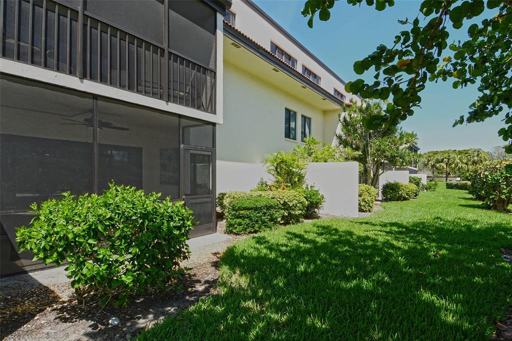 Longboat Key, Florida, 34228, United States, 2 Bedrooms Bedrooms, ,1 BathroomBathrooms,Residential,For Sale,1859781