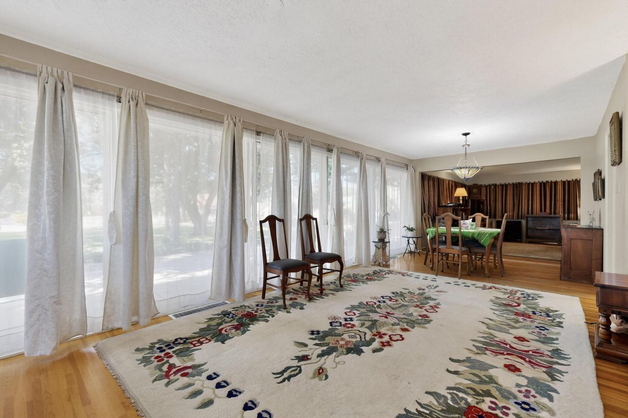 Albuquerque, New Mexico, 87107, United States, 4 Bedrooms Bedrooms, ,3 BathroomsBathrooms,Residential,For Sale,1917384