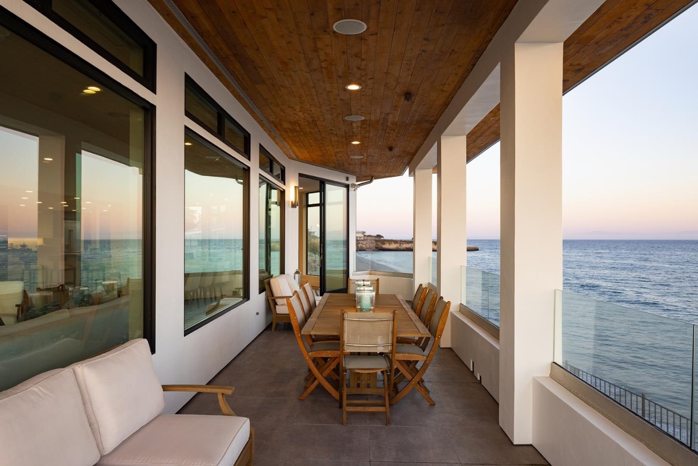 Santa Cruz, California, 95062, United States, 4 Bedrooms Bedrooms, ,4 BathroomsBathrooms,Residential,For Sale,1898604