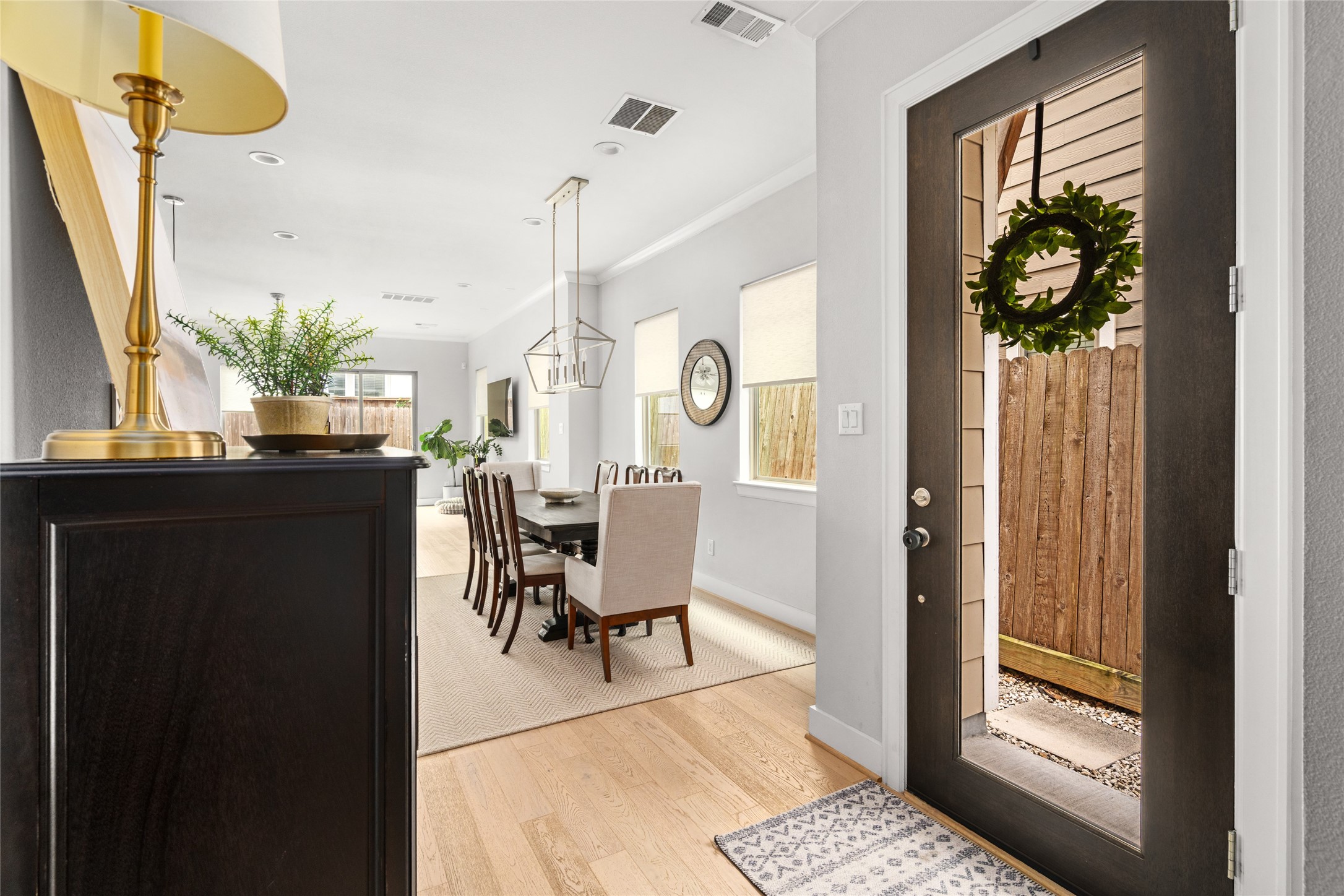  1432 Prince Street A - 物件實景