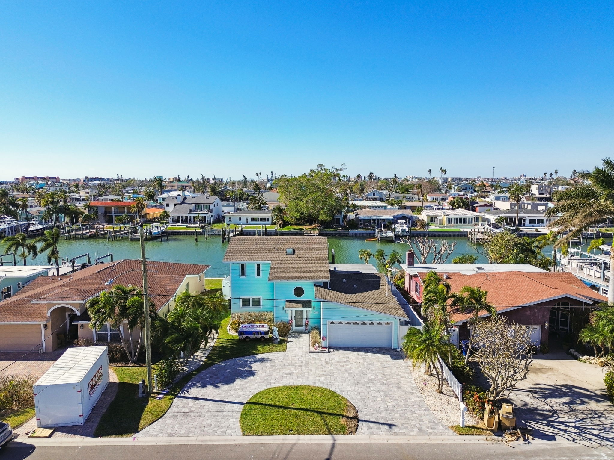 Madeira Beach, Florida, 33708, United States, 3 Bedrooms Bedrooms, ,2 BathroomsBathrooms,Residential,For Sale,1943278