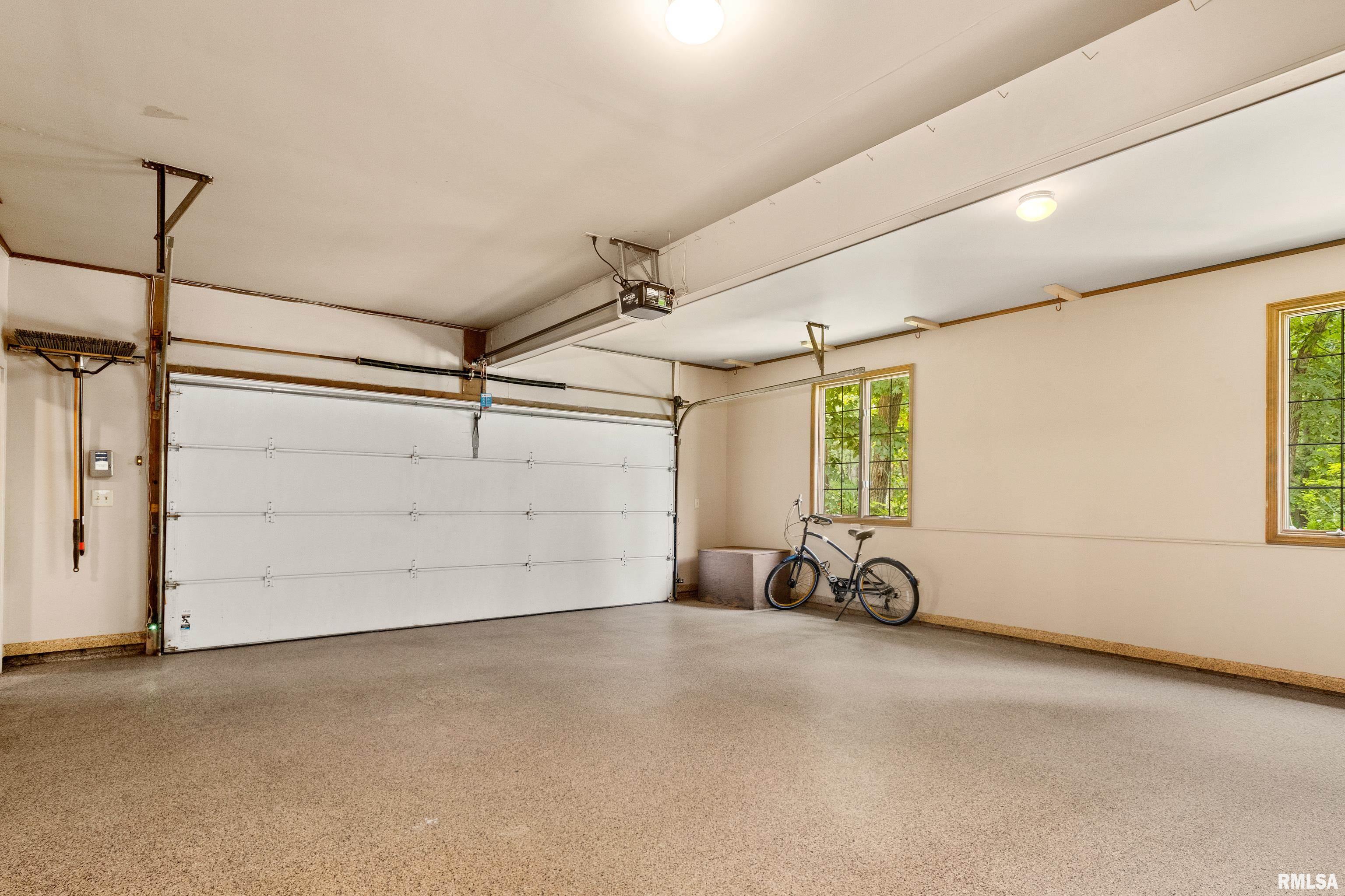 Dunlap, Illinois, 61525, United States, 5 Bedrooms Bedrooms, ,4 BathroomsBathrooms,Residential,For Sale,1942150