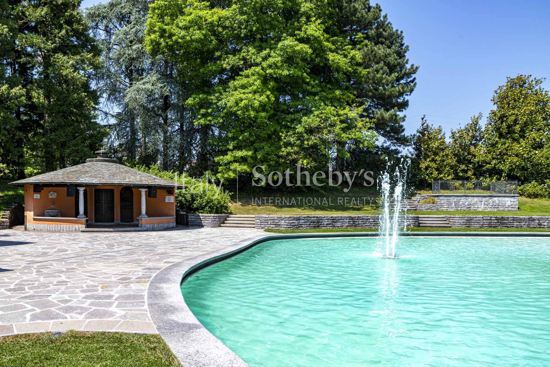  Distinguished villa with private art park and olive grove - 物件實景