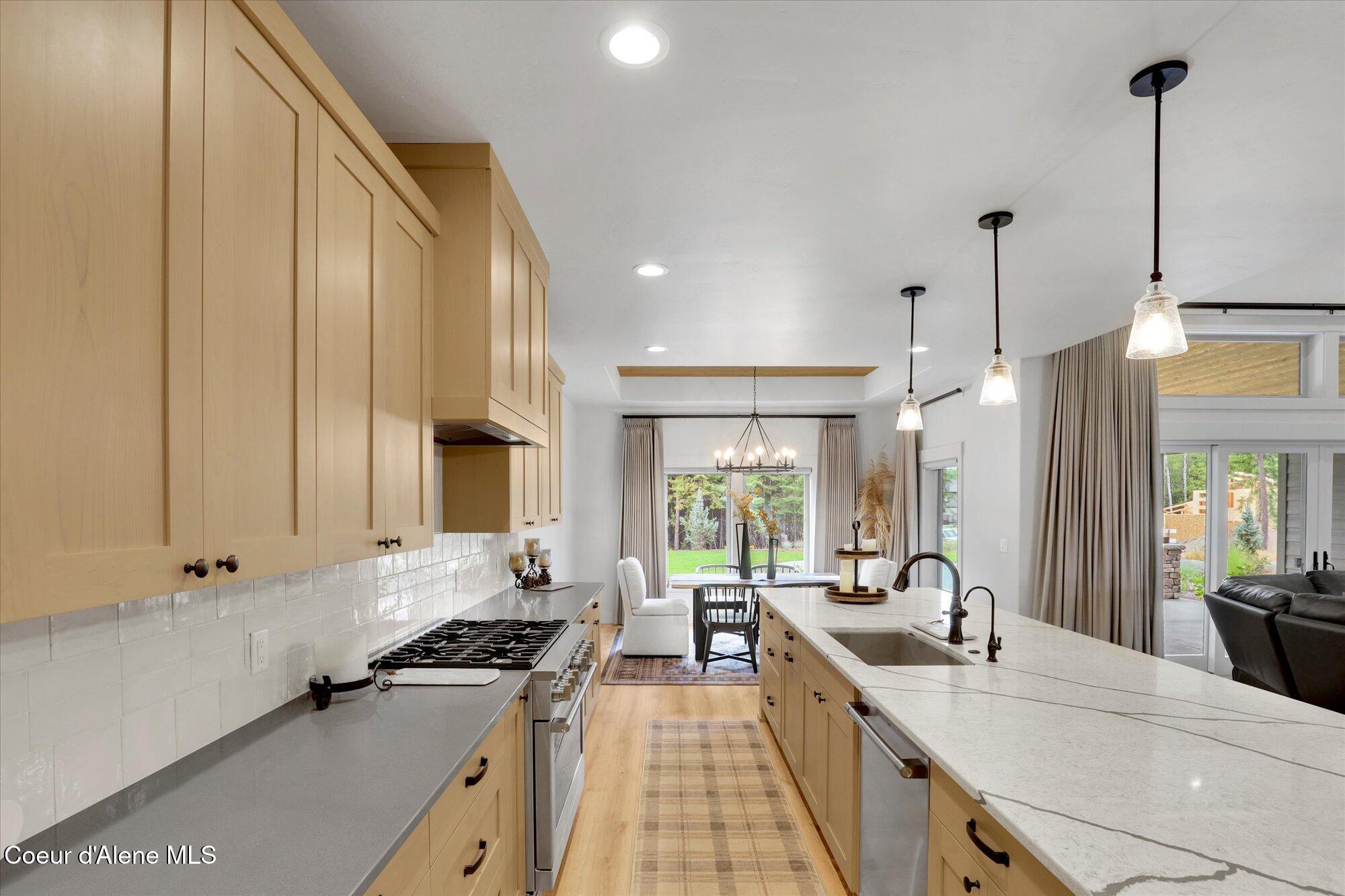 Hayden, Idaho, 83835, United States, 3 Bedrooms Bedrooms, ,3 BathroomsBathrooms,Residential,For Sale,1914272