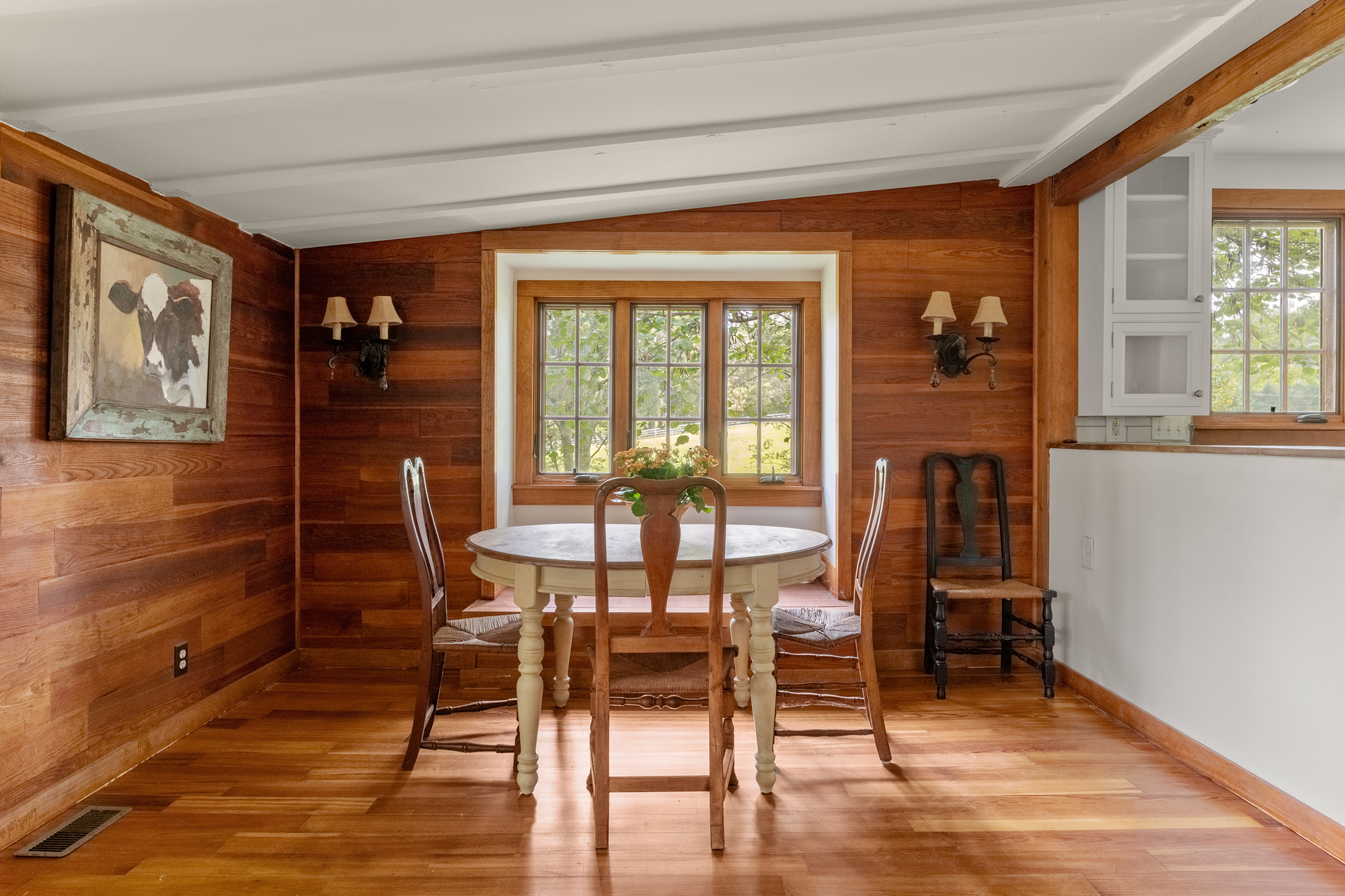 A Timeless Farmhouse Retreat on 7.3 Acres in Milton near Birmingham Crossroads - 物件實景