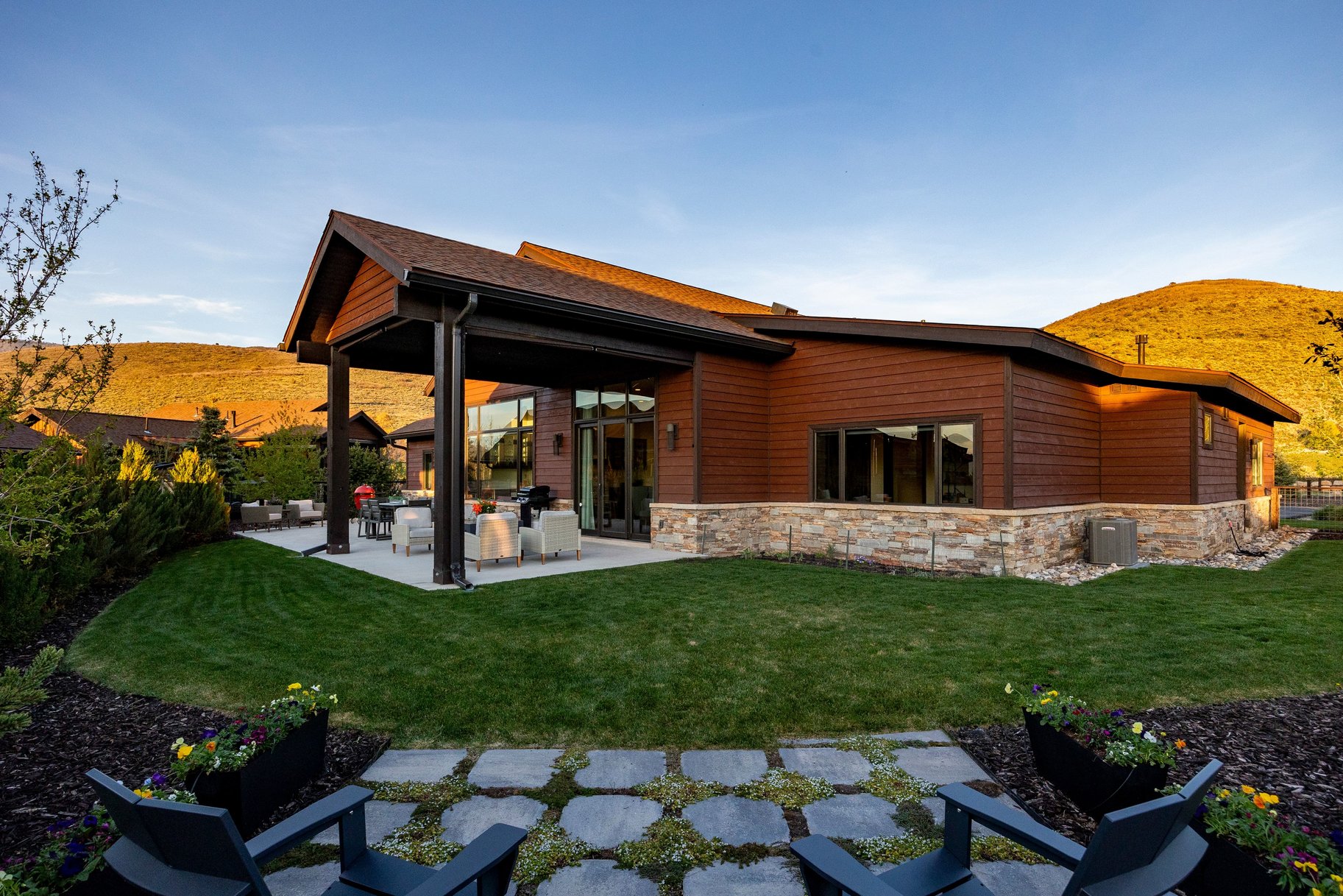  Summit Rambler At High Star Ranch With 3 Car Garage And Expansive Views - 物件實景