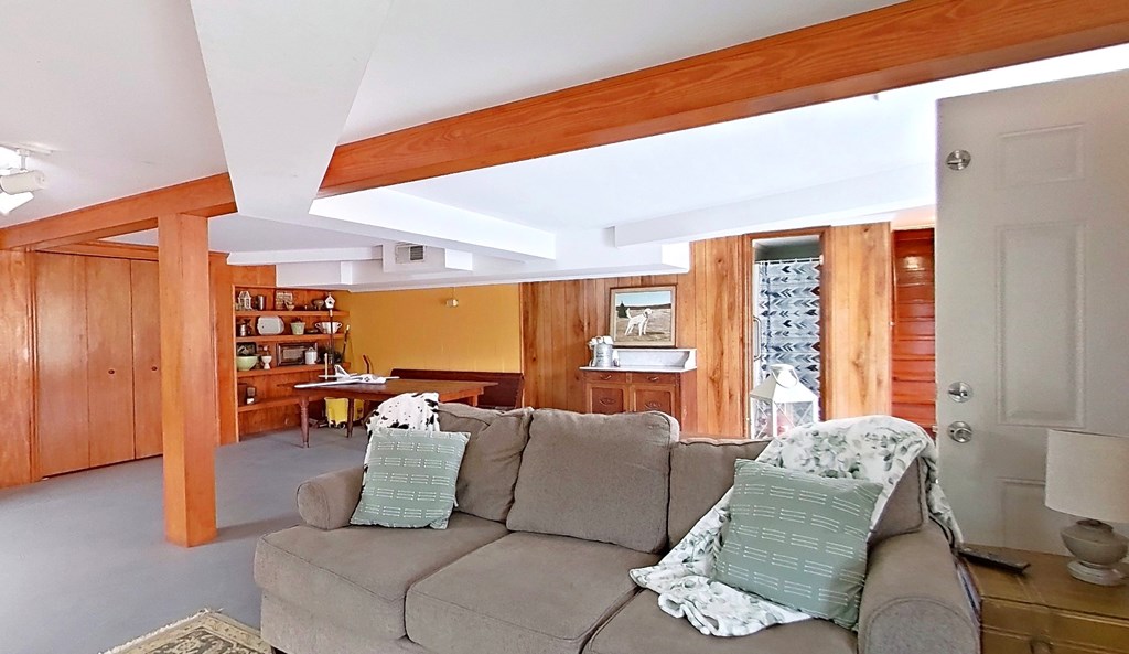 Bainbridge, Georgia, 39817, United States, 4 Bedrooms Bedrooms, ,4 BathroomsBathrooms,Residential,For Sale,1988533