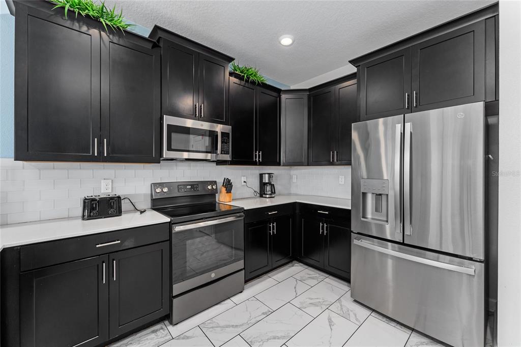Davenport, Florida, 33896, United States, 8 Bedrooms Bedrooms, ,5 BathroomsBathrooms,Residential,For Sale,1907753