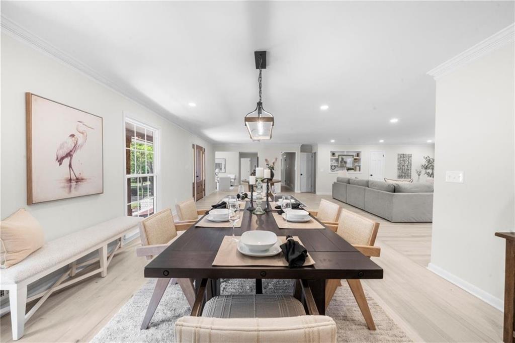 Atlanta, Georgia, 30328, United States, 4 Bedrooms Bedrooms, ,4 BathroomsBathrooms,Residential,For Sale,1917074