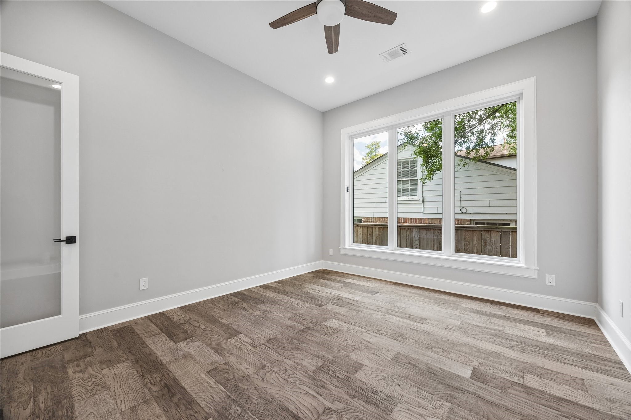  2065 Southgate Boulevard - 物件實景