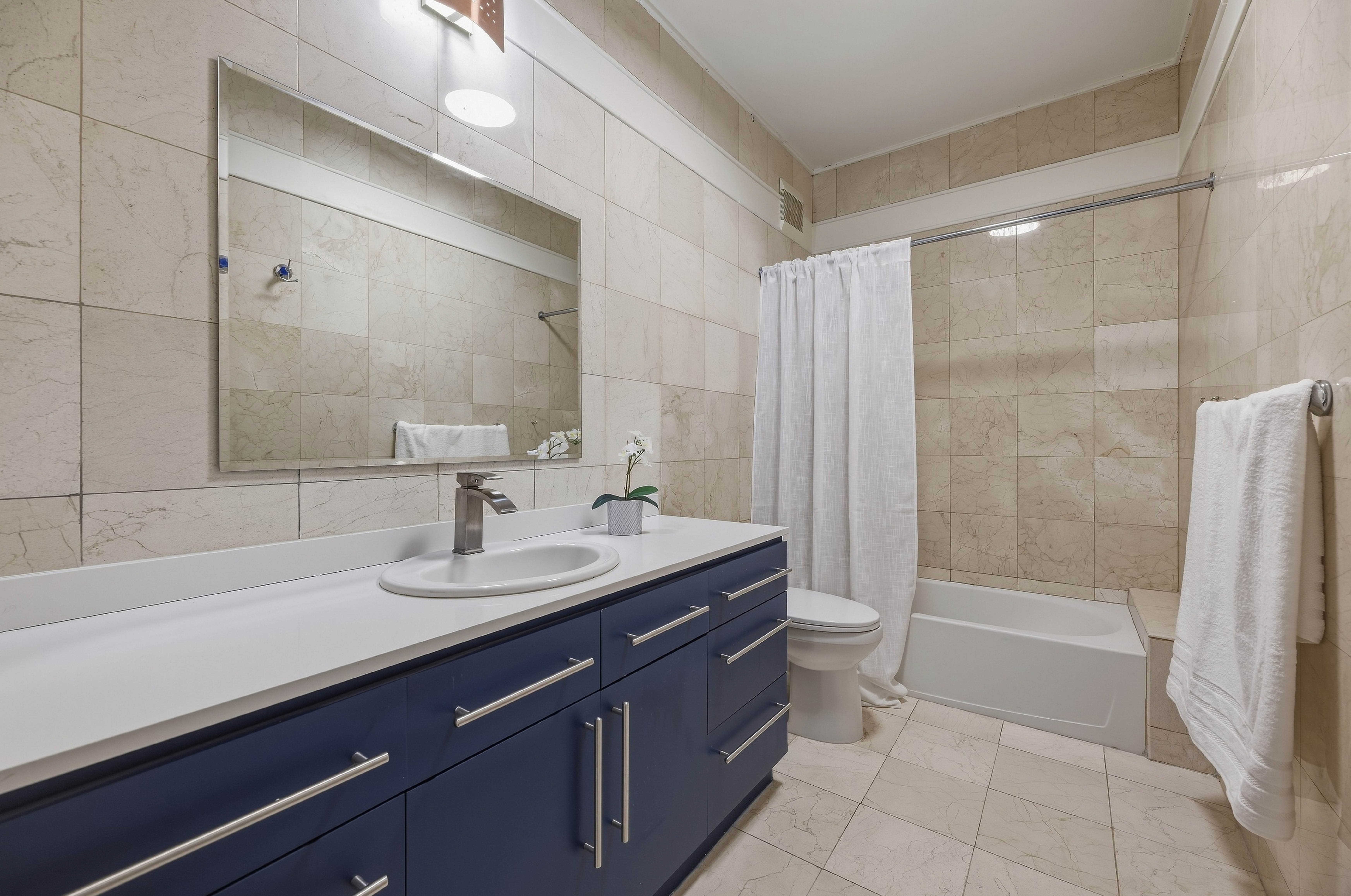  Oceanview Elegance at Marymar - 物件實景