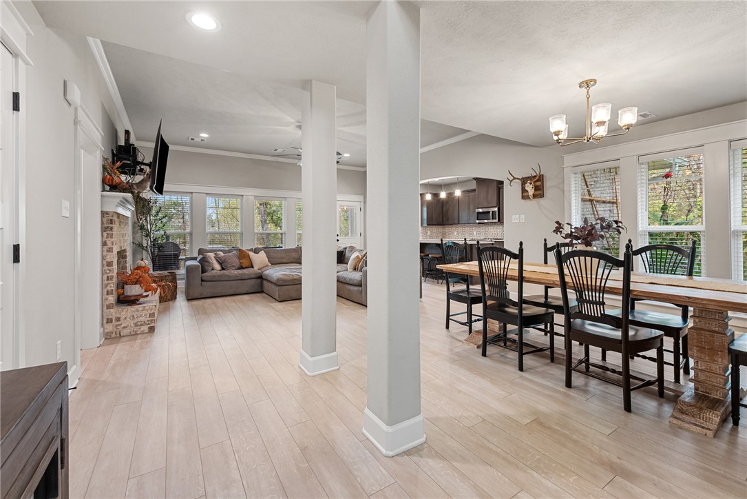 College Station, Texas, 77845, United States, 4 Bedrooms Bedrooms, ,3 BathroomsBathrooms,Residential,For Sale,1976837