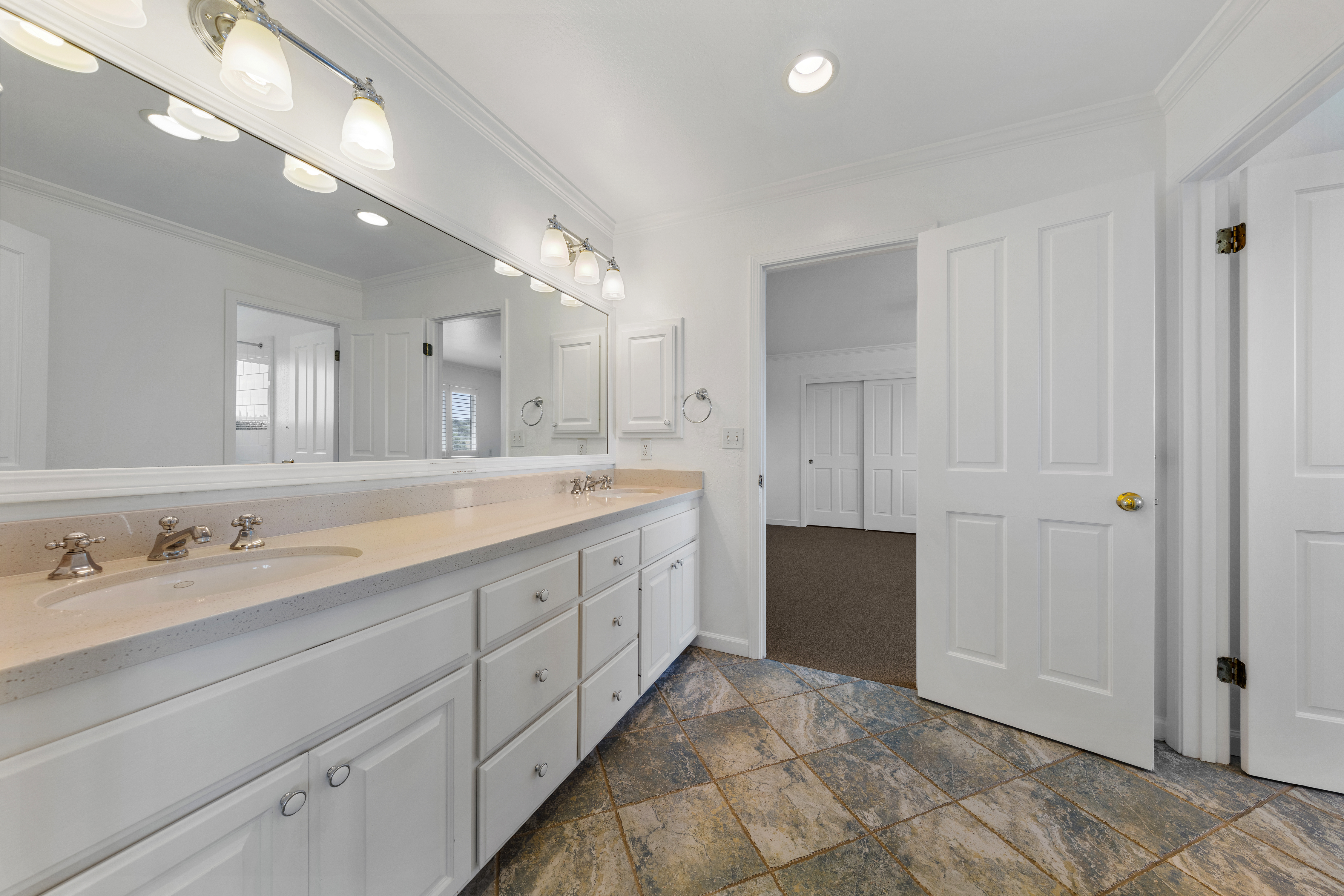  Grand Estate in Novato’s Prestigious Gated Lockton Lane - 物件實景
