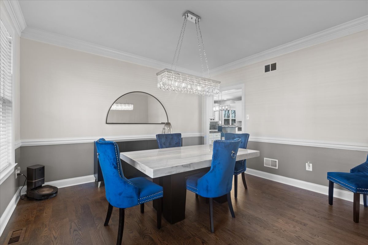 New Windsor, Maryland, 21776, United States, 5 Bedrooms Bedrooms, ,5 BathroomsBathrooms,Residential,For Sale,1943659