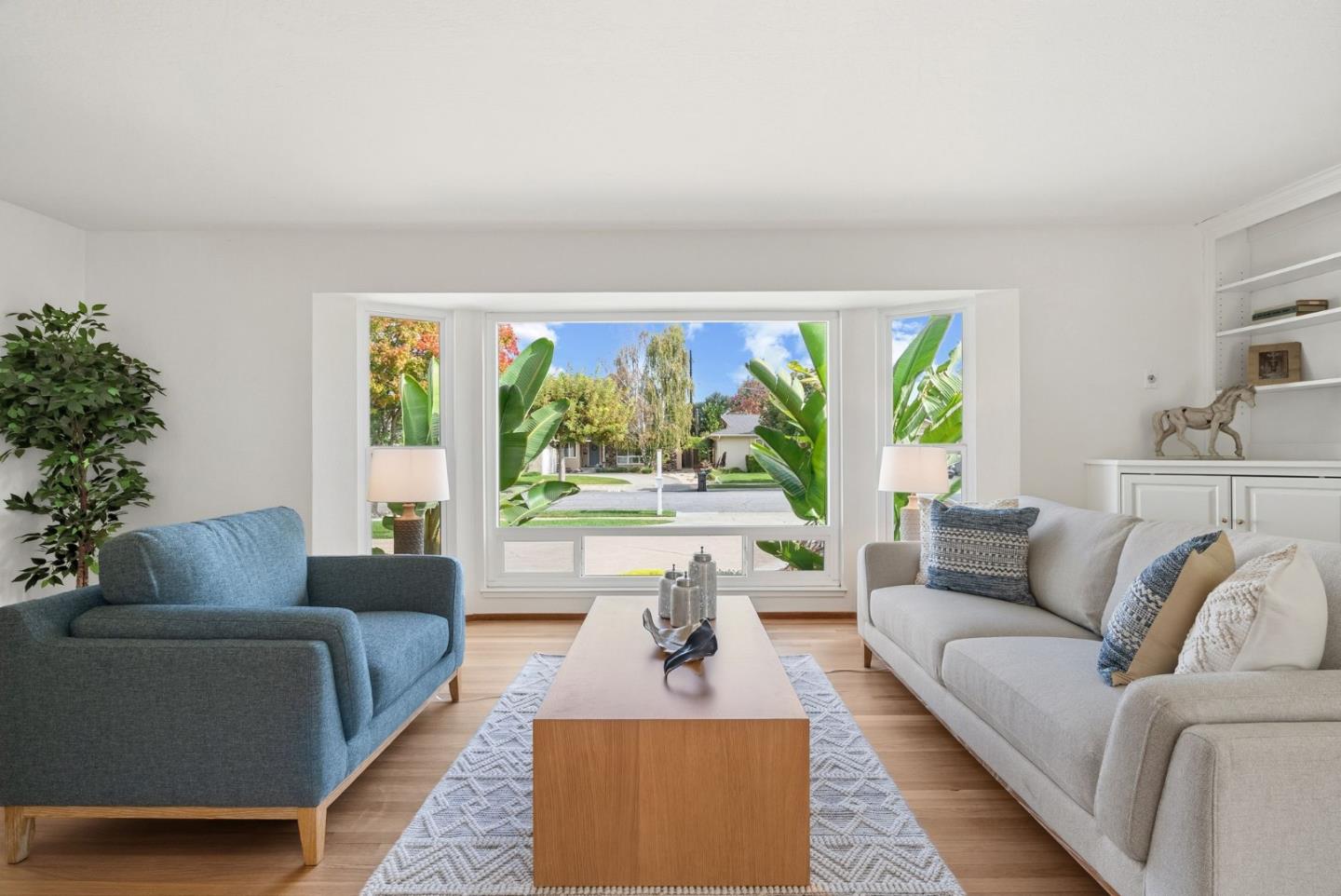 San Jose, California, 95118, United States, 4 Bedrooms Bedrooms, ,2 BathroomsBathrooms,Residential,For Sale,1986269