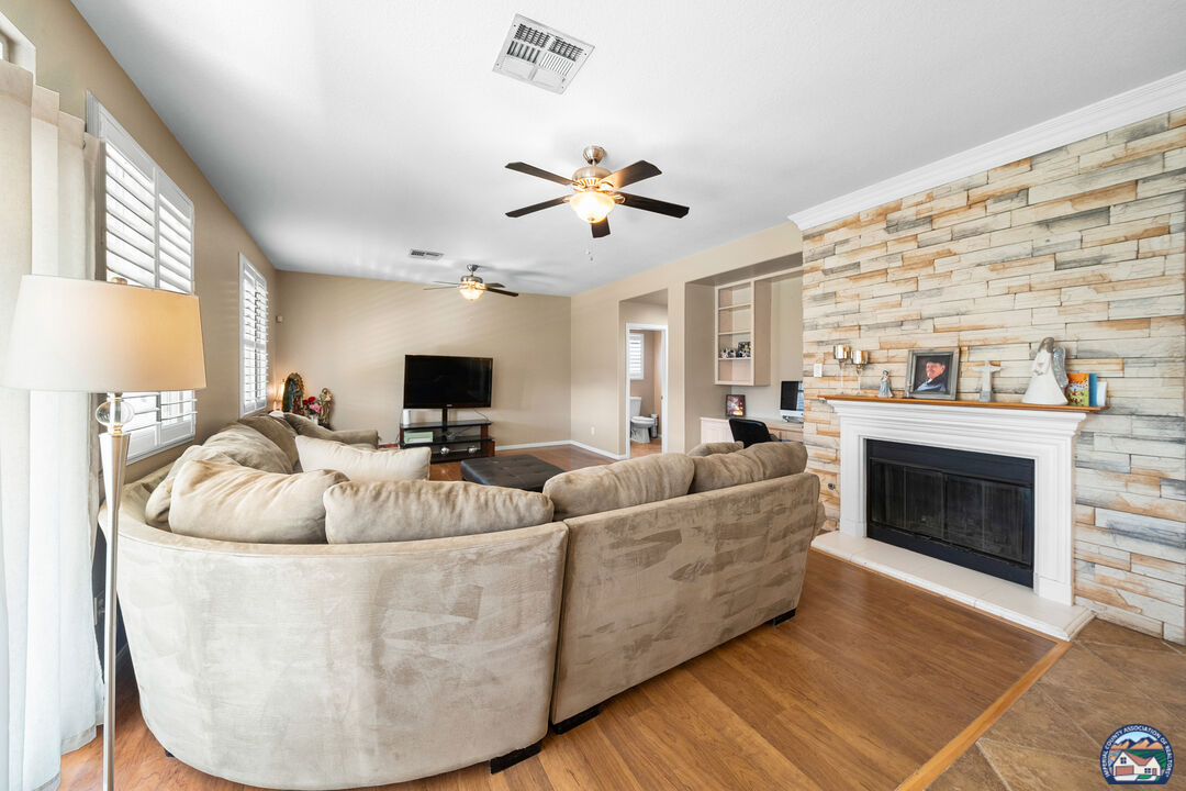 Imperial, California, 92251, United States, 4 Bedrooms Bedrooms, ,2 BathroomsBathrooms,Residential,For Sale,2001743