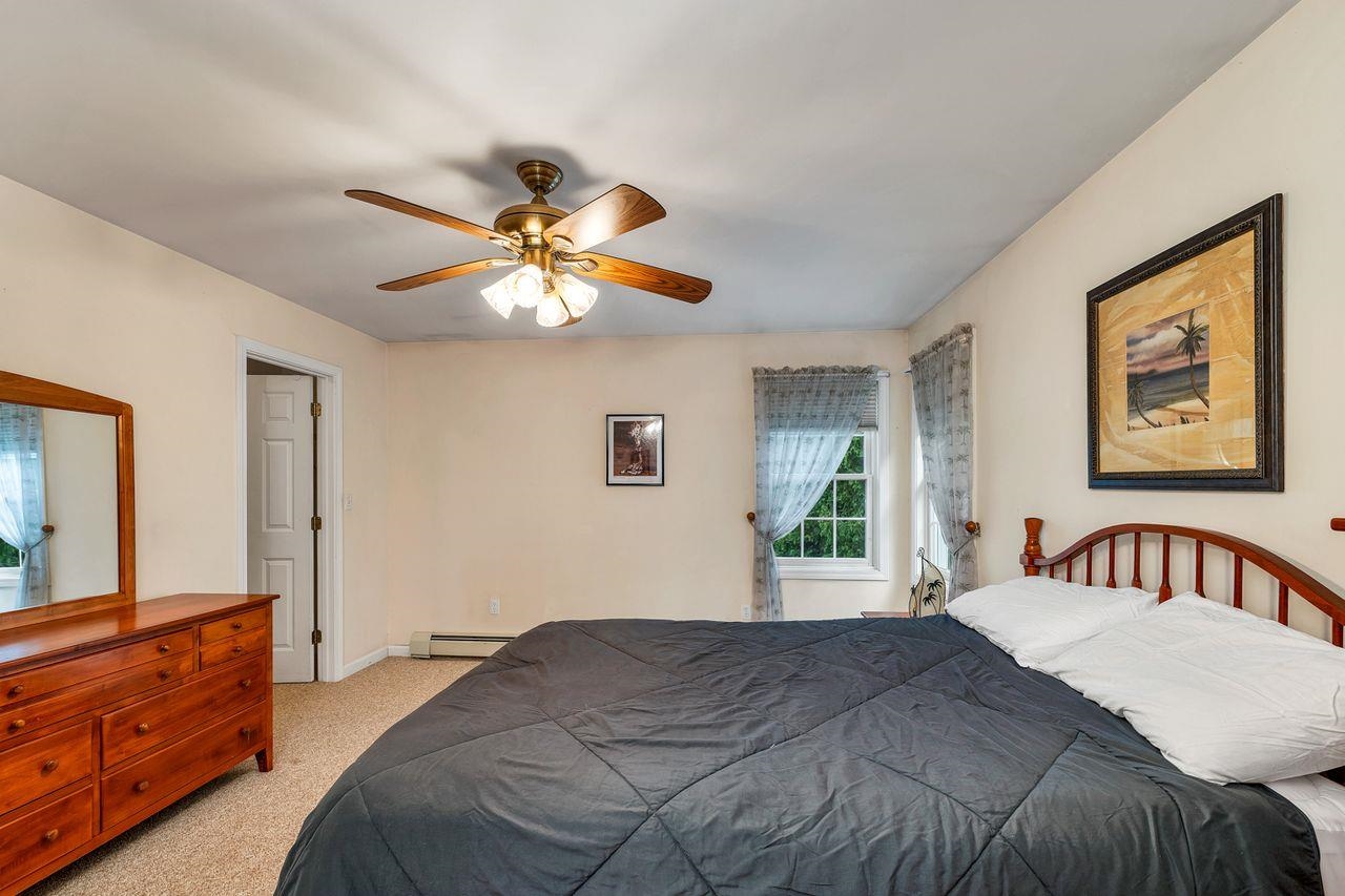 Seabrook, New Hampshire, 03874, United States, 3 Bedrooms Bedrooms, ,2 BathroomsBathrooms,Residential,For Sale,1986462