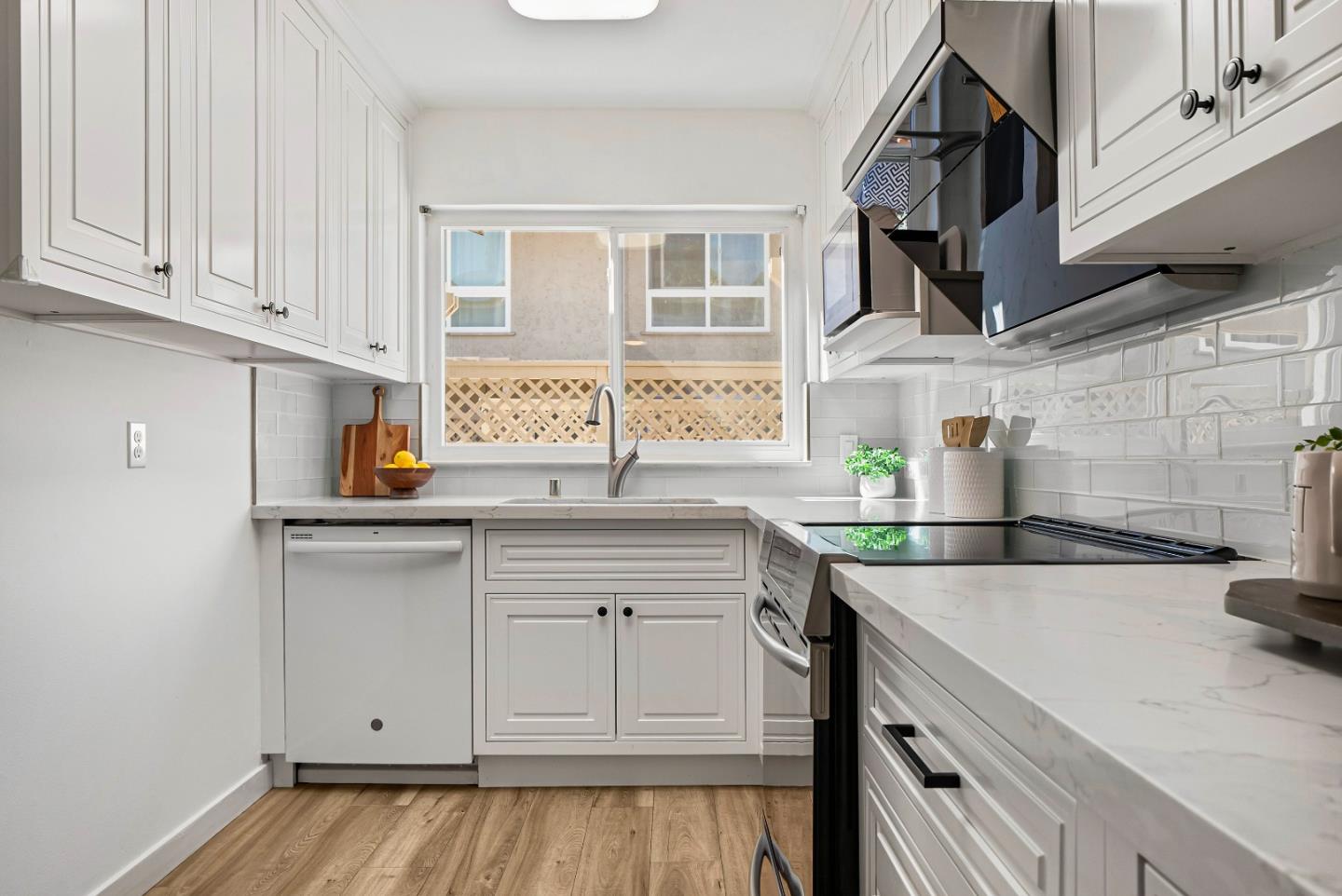 San Jose, California, 95129, United States, 2 Bedrooms Bedrooms, ,2 BathroomsBathrooms,Residential,For Sale,1910776