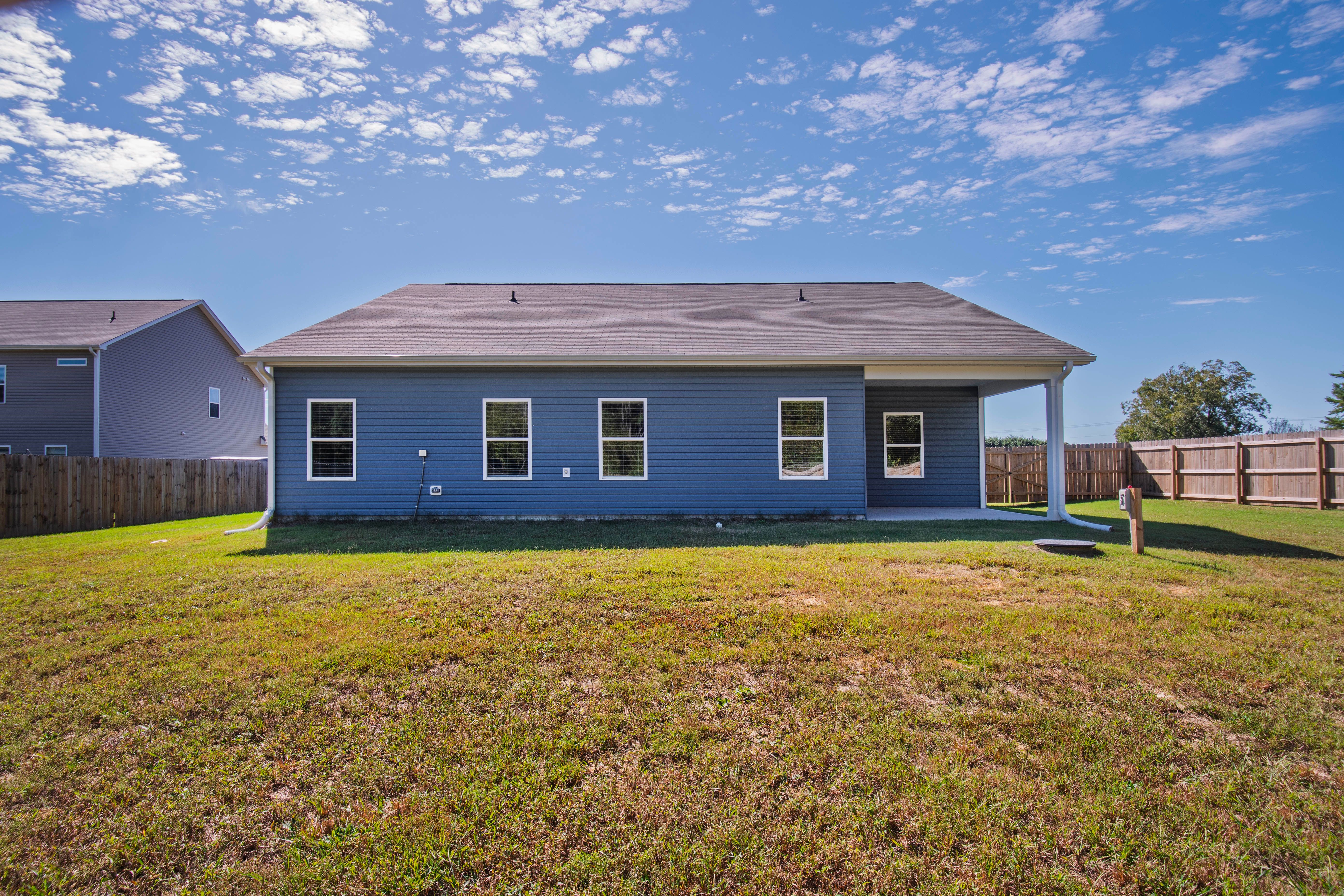  220 Citizens Court, Four Oaks, NC 27524 - 物件實景